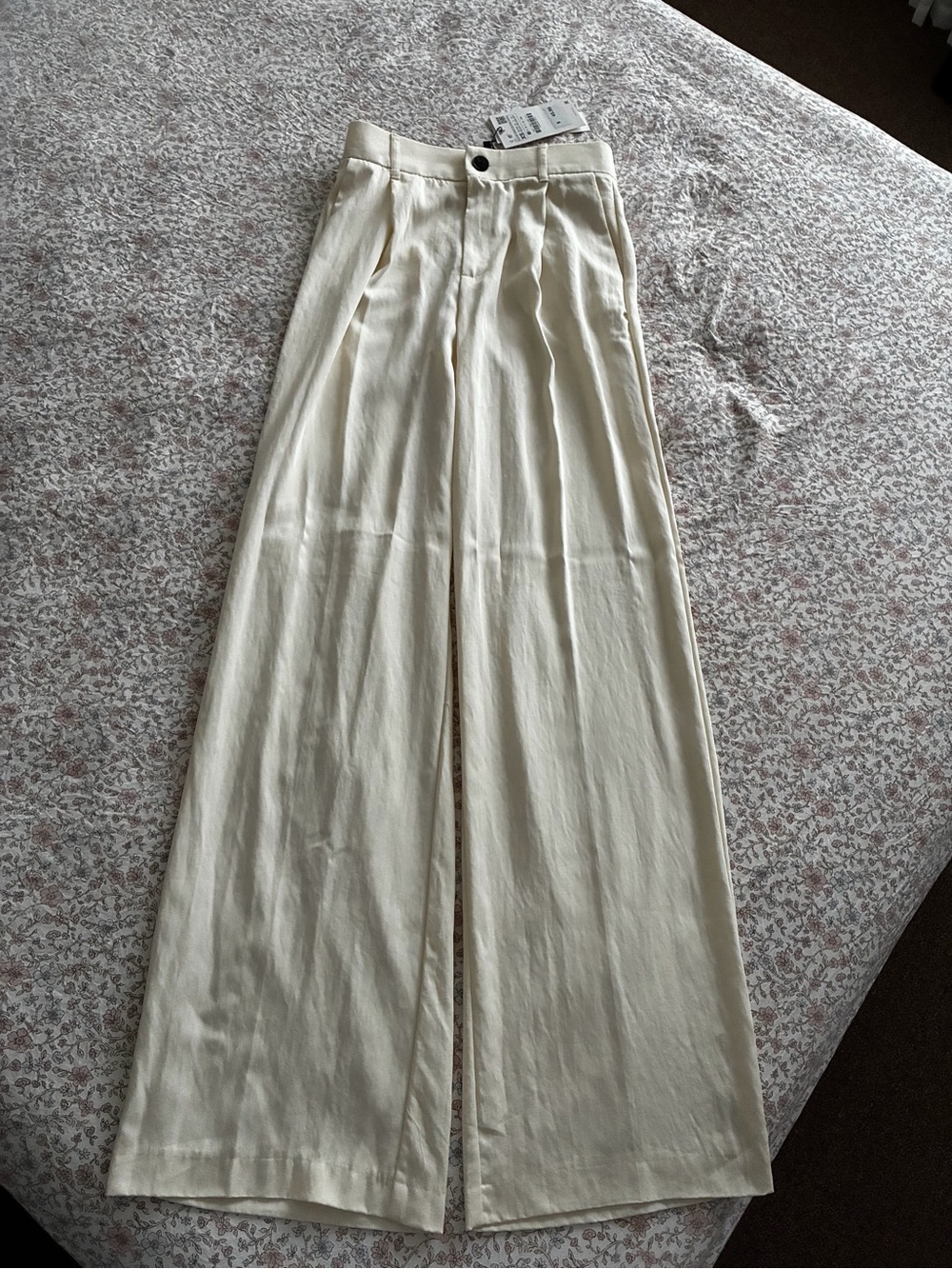Zara Off-White High-Waist Wide-Leg Trousers